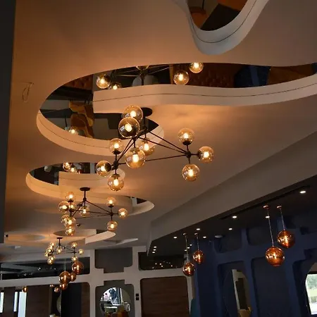 Prenociste Srebrno Jezero * Veliko Gradište