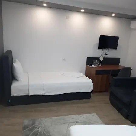 Hotel Prenociste Srebrno Jezero Veliko Gradište