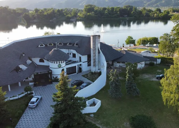 Hotel Prenociste Srebrno Jezero